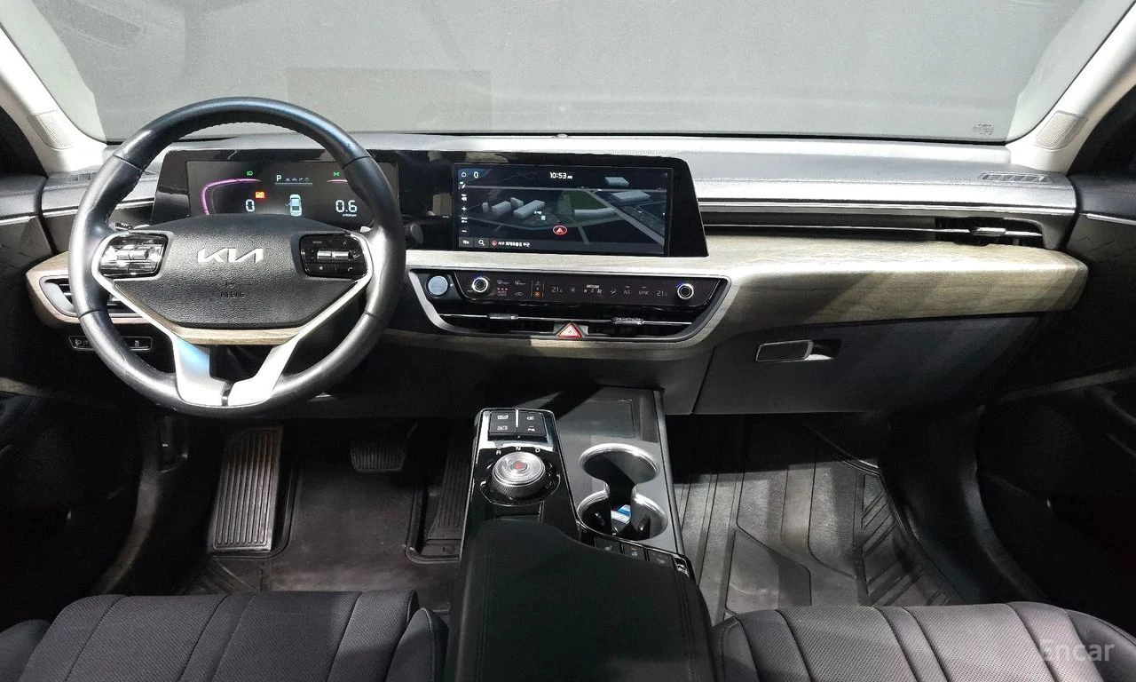 Kia K8 3.5* LPG* ПОДГРЕВ* ОБДУХВАНЕ* 360КАМЕРА* КЕЙЛЕС* , снимка 8 - Автомобили и джипове - 55351567
