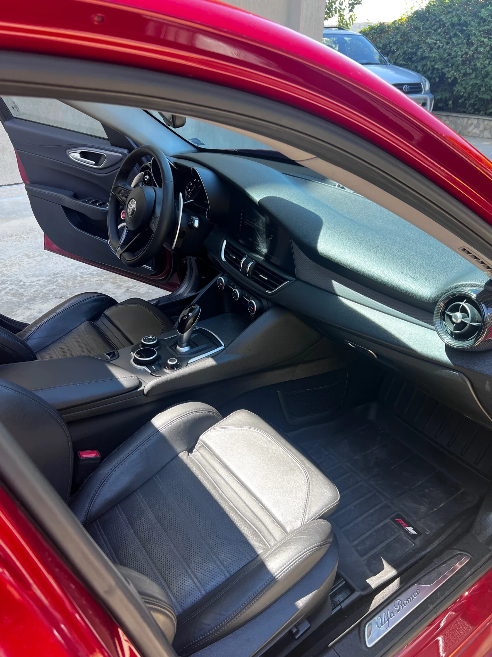 Alfa Romeo Giulia, снимка 10 - Автомобили и джипове - 55626448