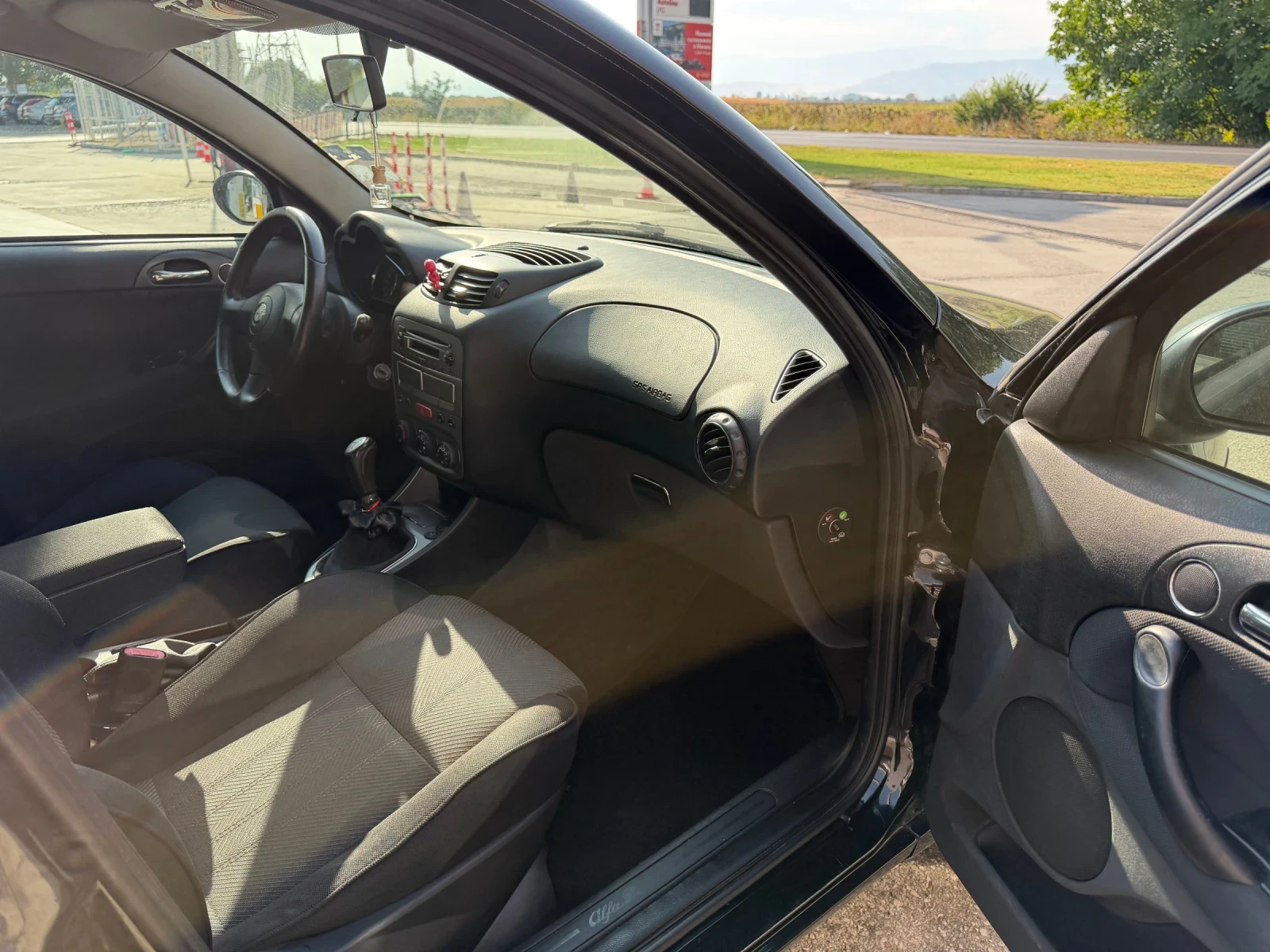 Alfa Romeo 147 1.6i-GPL-105�.� | Mobile.bg � ����������� 11