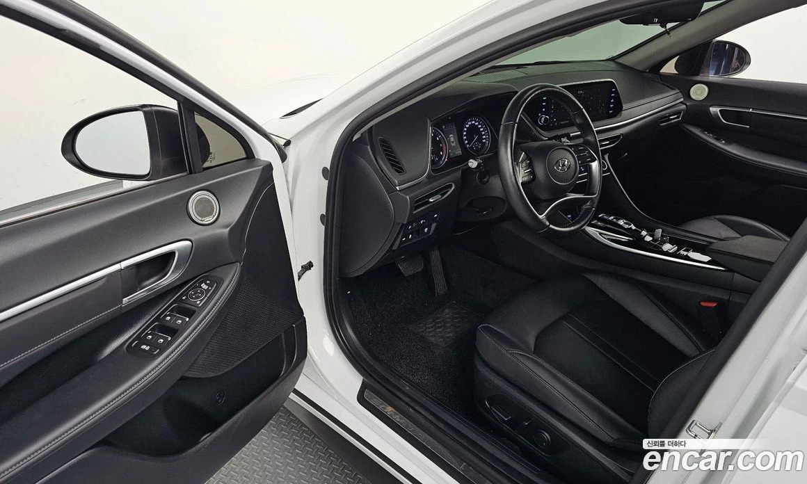 Hyundai Sonata 2.0 LPG Smart, снимка 10 - Автомобили и джипове - 55940495