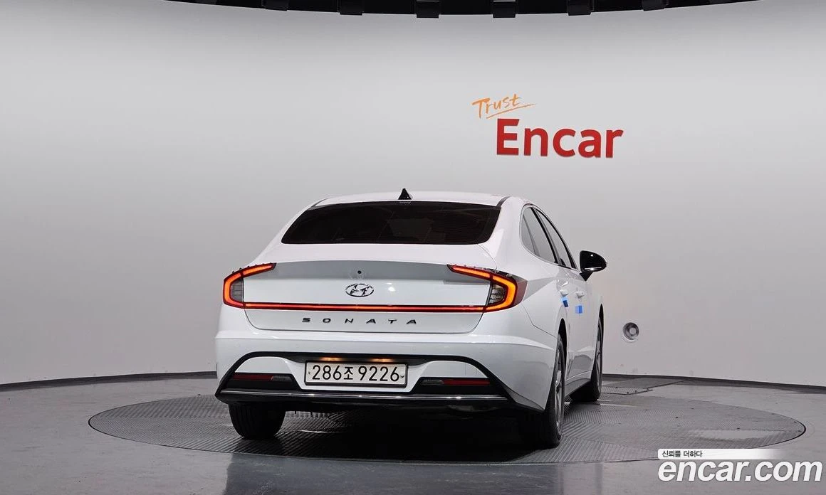 Hyundai Sonata 2.0 LPG Smart, снимка 4 - Автомобили и джипове - 55940495