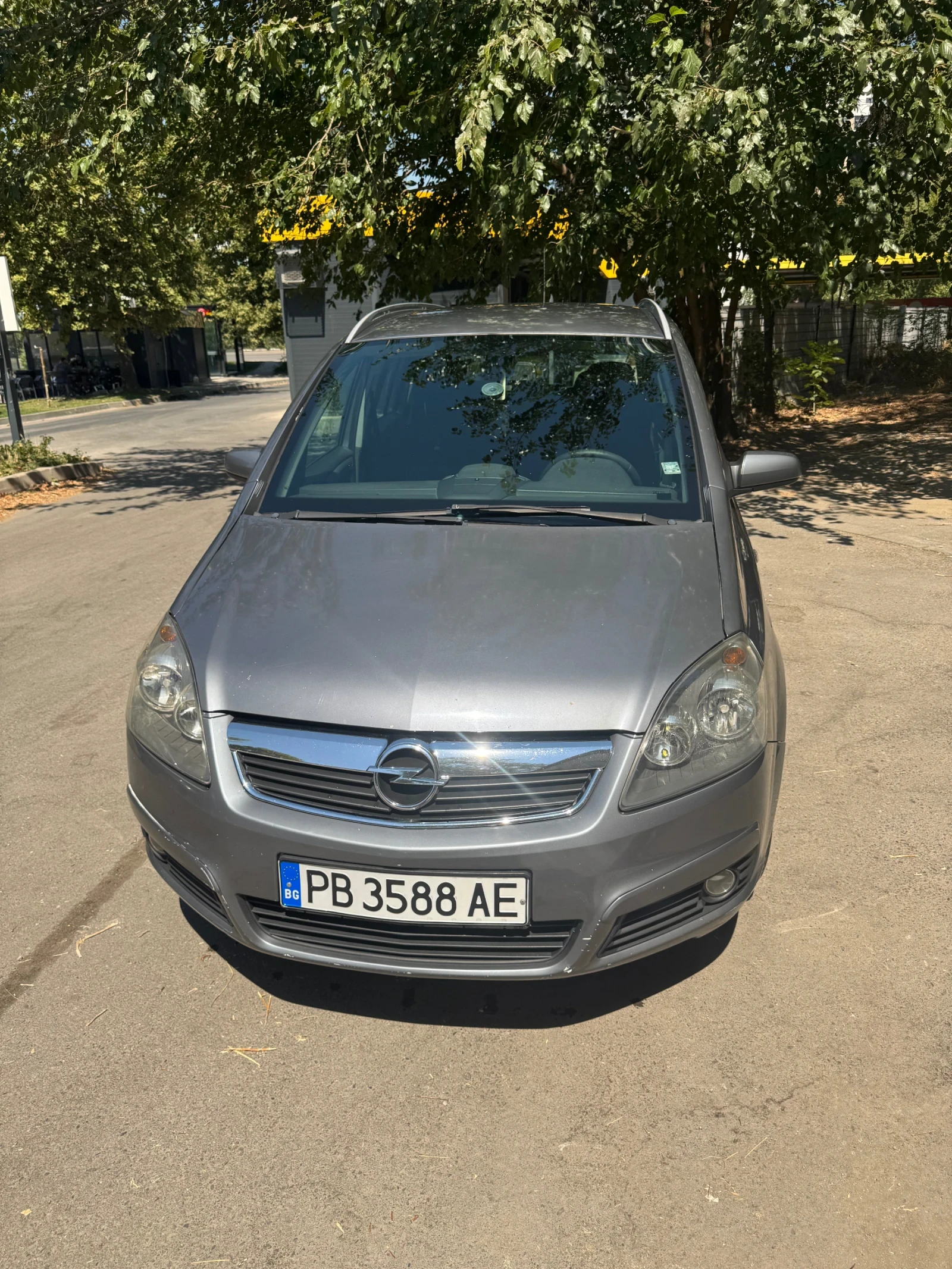 Opel Zafira 1.9 , снимка 2 - Автомобили и джипове - 55947292