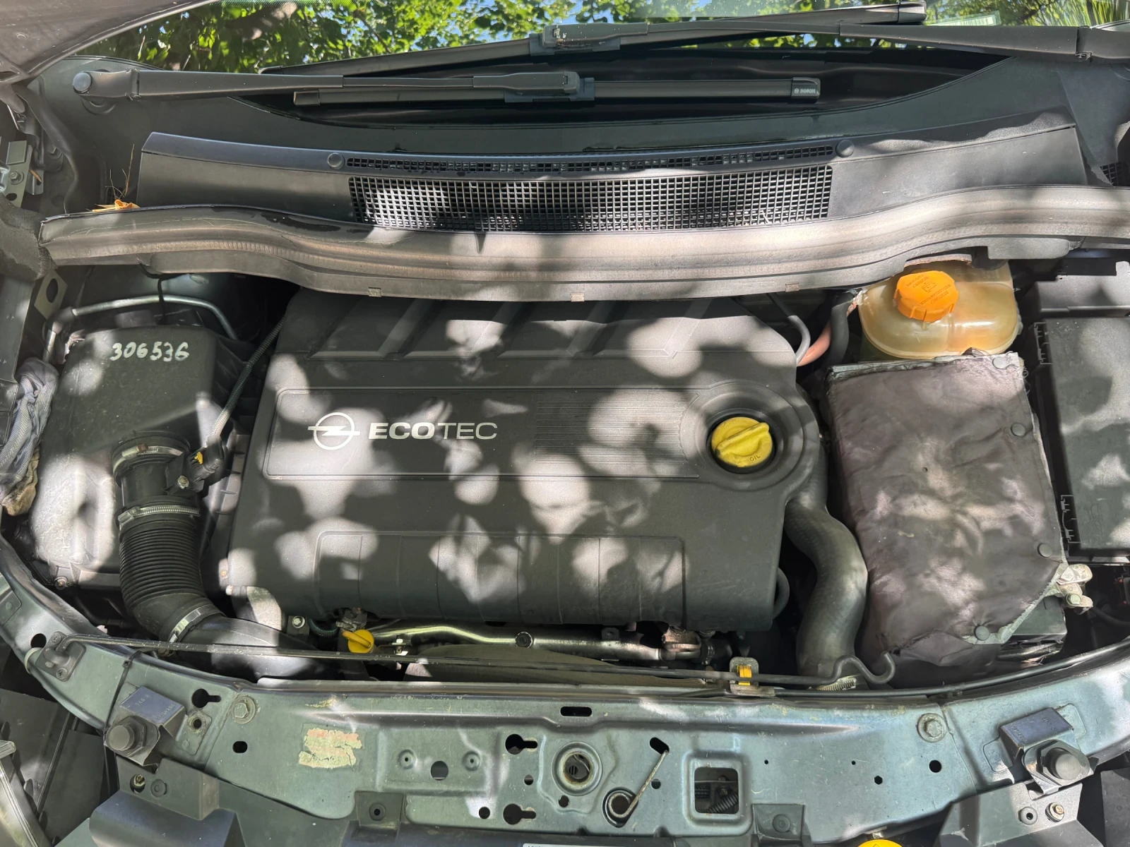 Opel Zafira 1.9 , снимка 11 - Автомобили и джипове - 55947292