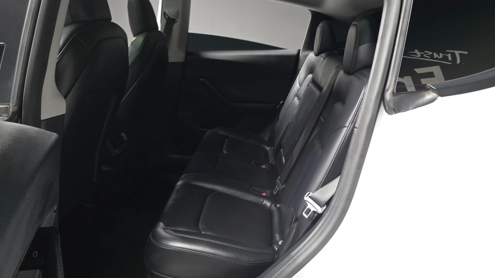 Tesla Model Y 2021 Tesla Model Y Long Range awd, снимка 15 - Автомобили и джипове - 56011856