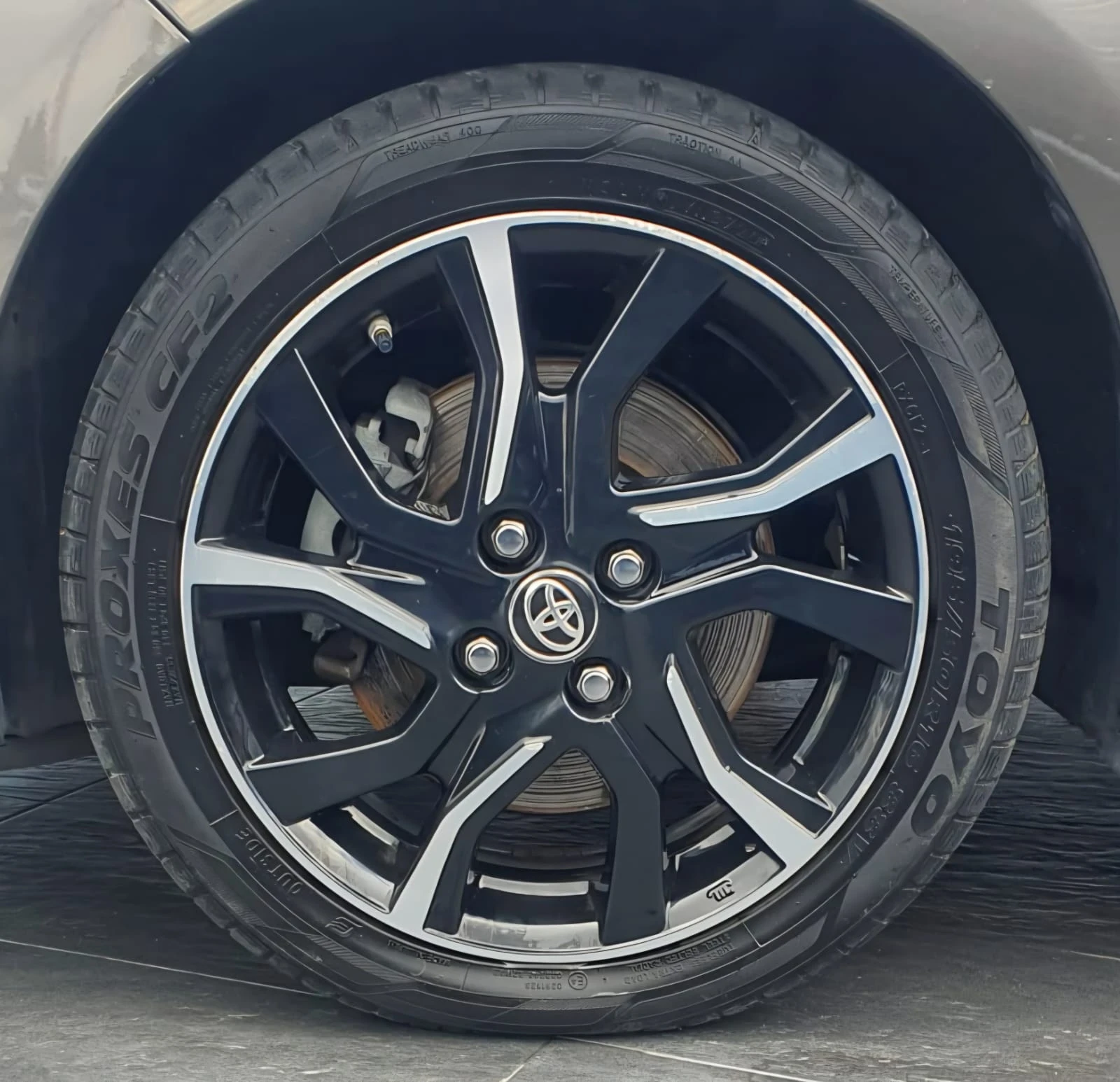 Toyota Yaris 1.5 Hybrid Bi-color 143 ���.��! | Mobile.bg � ����������� 13