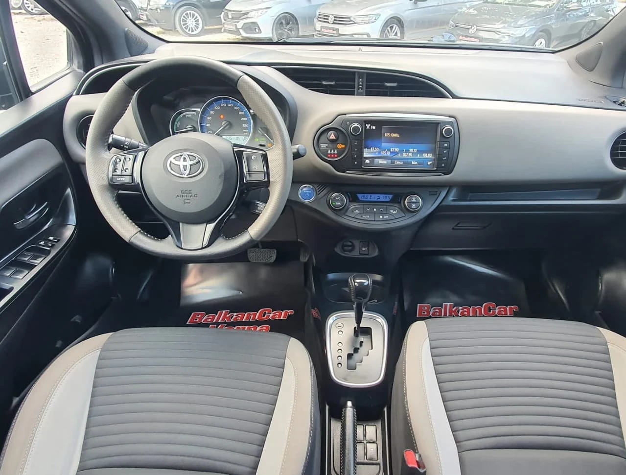 Toyota Yaris 1.5 Hybrid Bi-color 143 ���.��! | Mobile.bg � ����������� 11