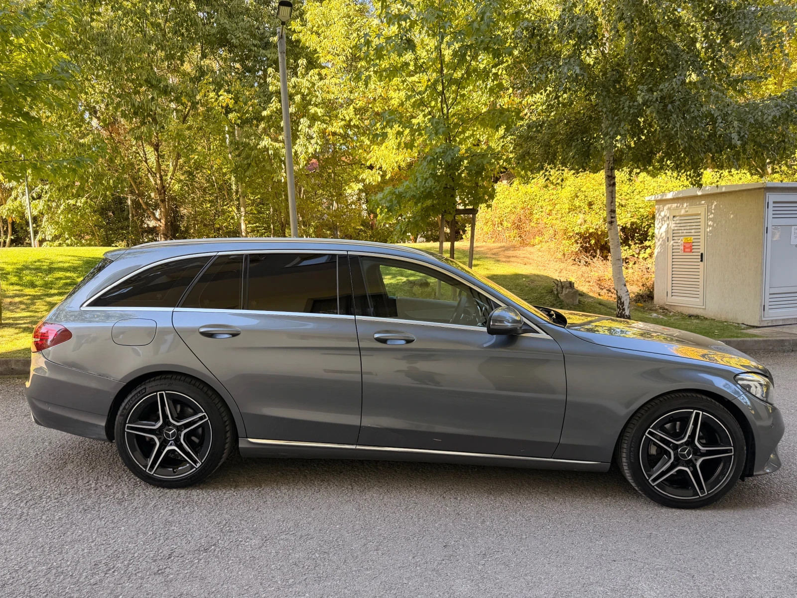 Mercedes-Benz C 220 AMG OPTIC , снимка 8 - Автомобили и джипове - 56360643