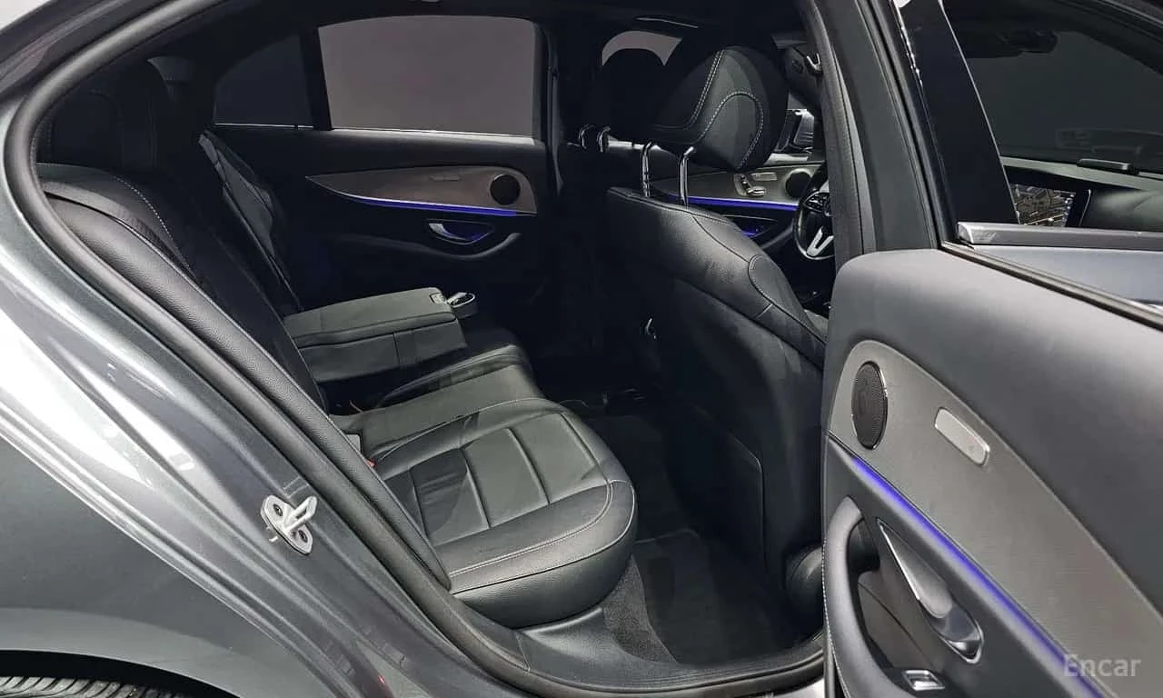 Mercedes-Benz E 300 * Avantgarde * ������ ���� �� �������� | Mobile.bg � ����������� 11