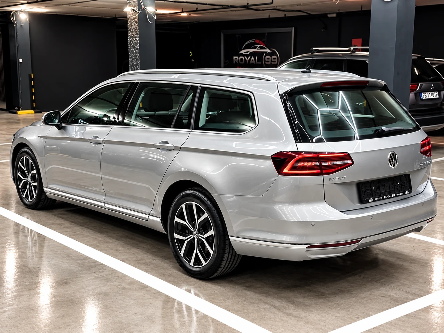 VW Passat DIGITAL::HIGHLINE::DISTRONIK::�������:: | Mobile.bg � ����������� 4