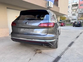 VW Touareg E-HYBRID* 4MOTION* FULL*  - 82000 лв. / 41925.93 € - 54797080 5