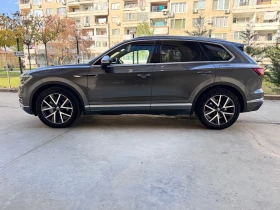VW Touareg E-HYBRID* 4MOTION* FULL*  - 82000 лв. / 41925.93 € - 54797080 9