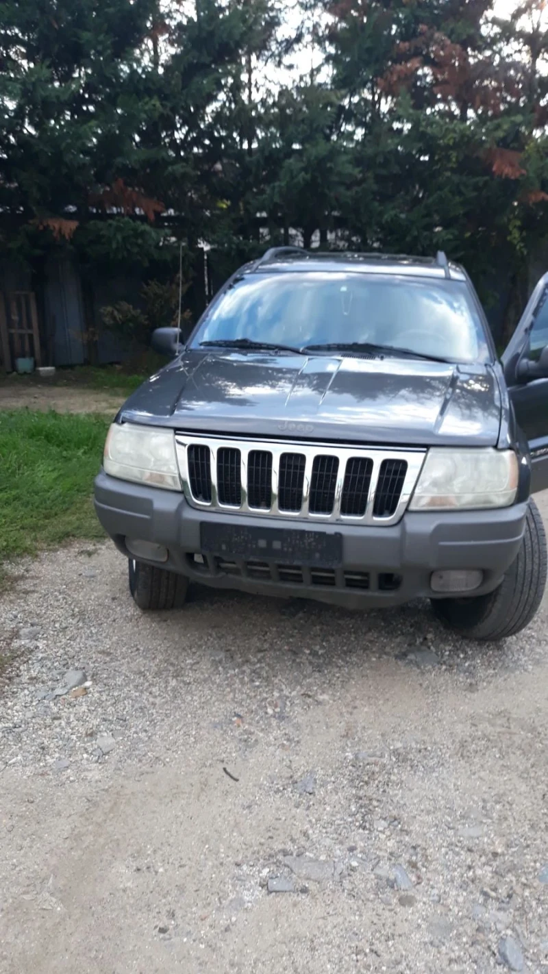 Jeep Grand cherokee 4.0 Laredo, снимка 2 - Автомобили и джипове - 47550096