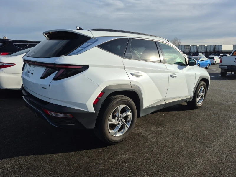 Hyundai Tucson * TREND* * Aвтокредит* * Пълна сервизна история* , снимка 3 - Автомобили и джипове - 53419138