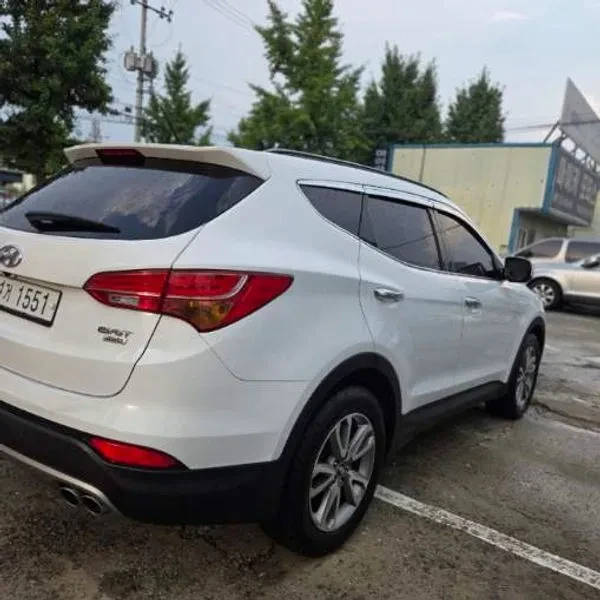 Hyundai Santa fe 2.0 CRDi 4WD - САМО 30% АВАНС, снимка 4 - Автомобили и джипове - 56159106