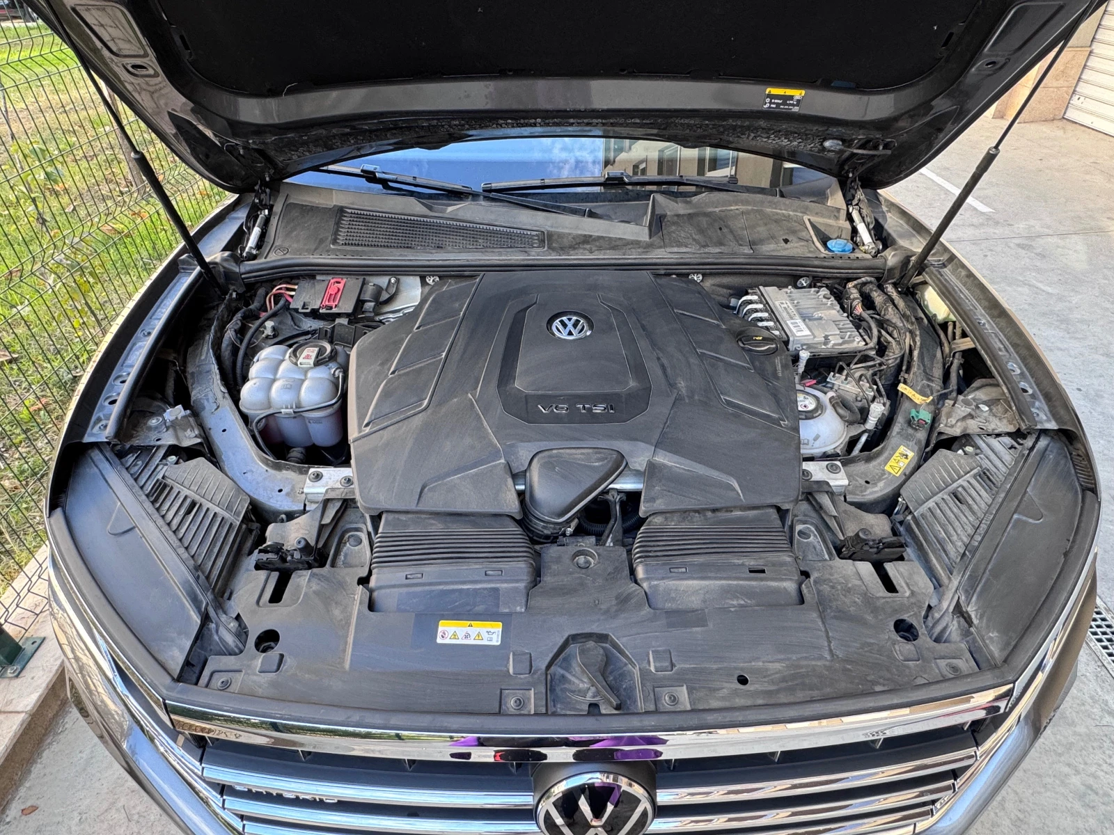 VW Touareg E-HYBRID* 4MOTION* FULL*  | Mobile.bg   10