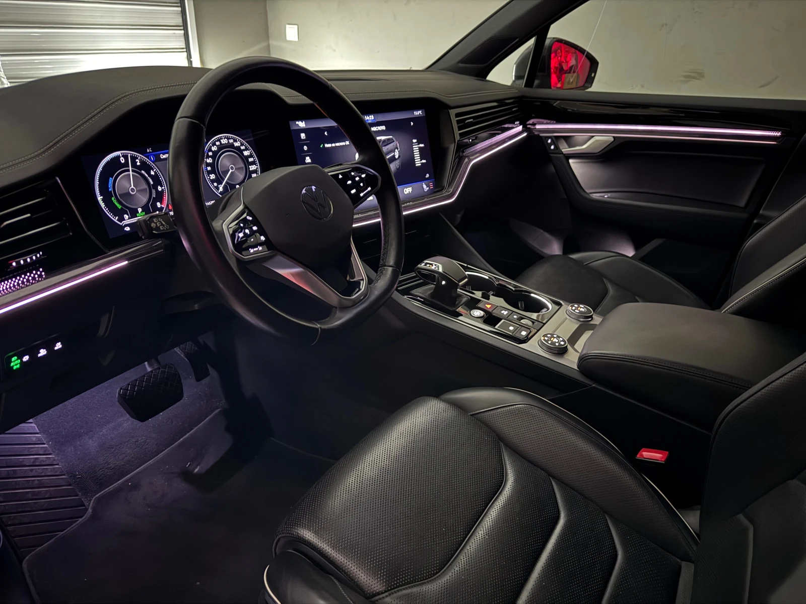 VW Touareg E-HYBRID* 4MOTION* DISTRONIC* FULL*  | Mobile.bg   15