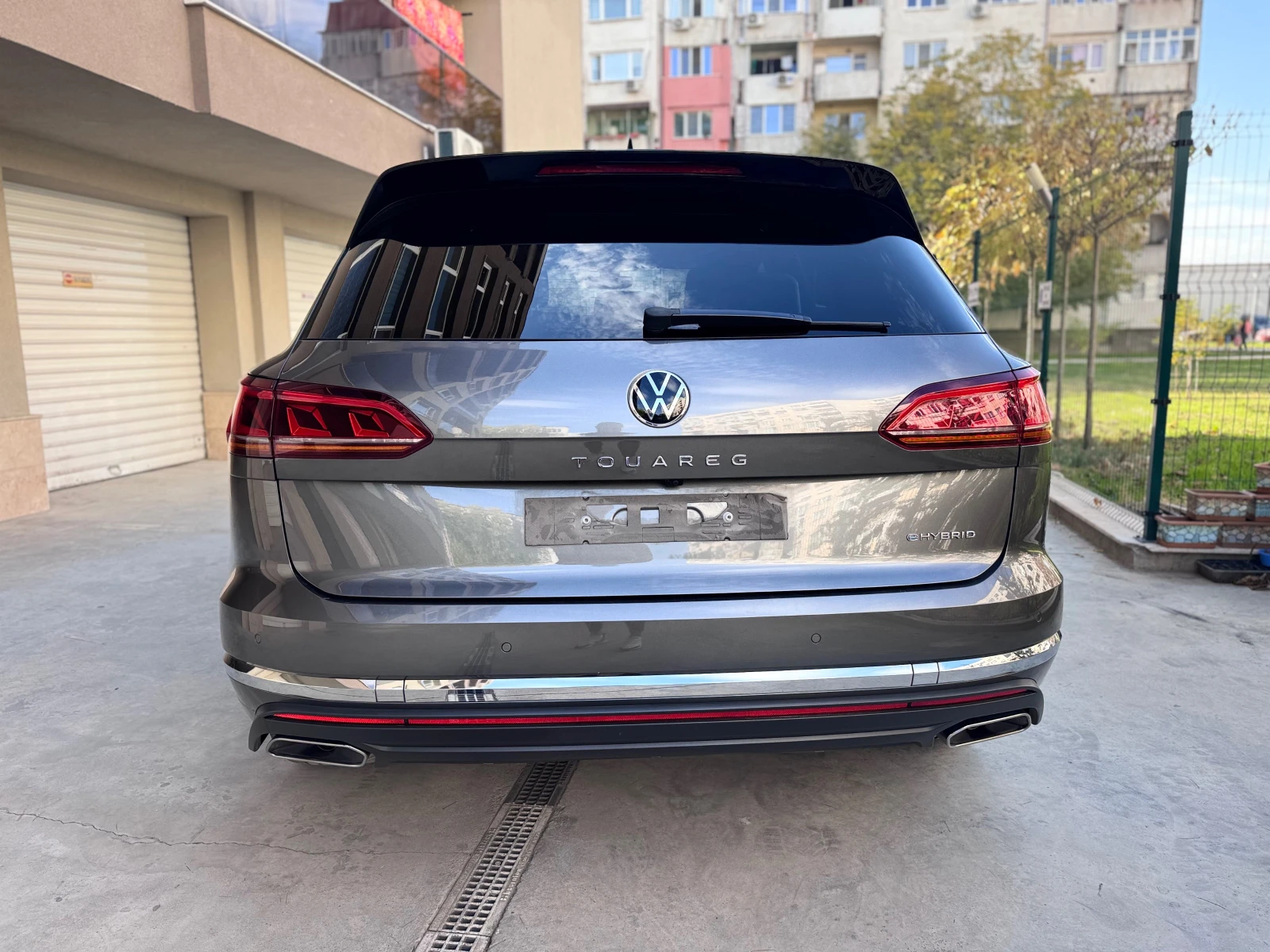 VW Touareg E-HYBRID* 4MOTION* FULL*  | Mobile.bg   6