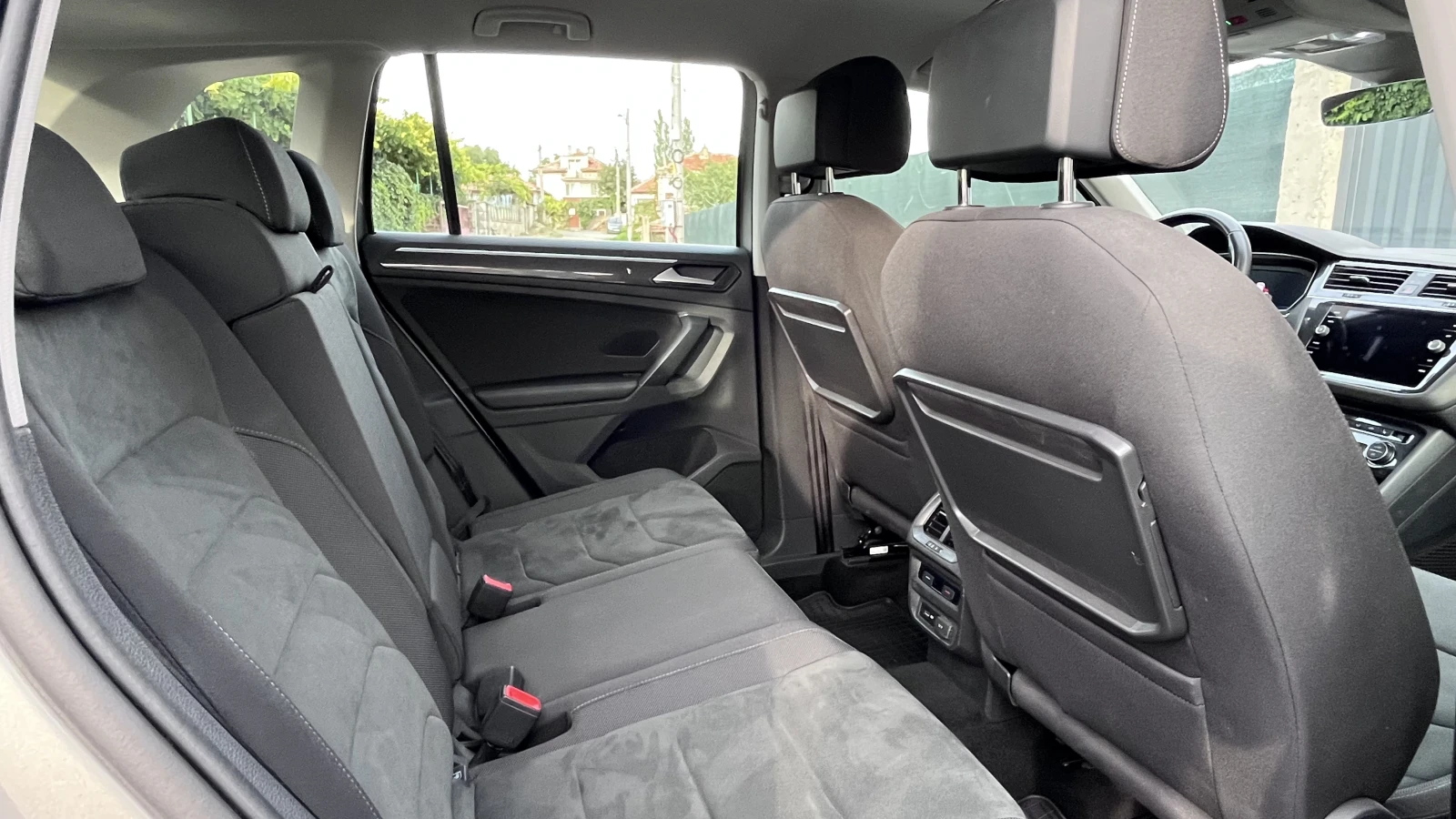VW Tiguan Highline 2.0 TSI 4MOTION DSG | Mobile.bg � ����������� 12