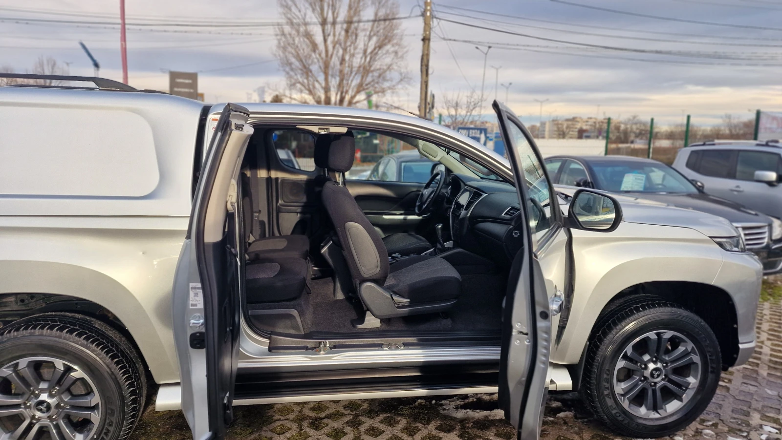 Mitsubishi L200 2.2D Hard top ������ ������ �����������  4 ����� | Mobile.bg � ����������� 3