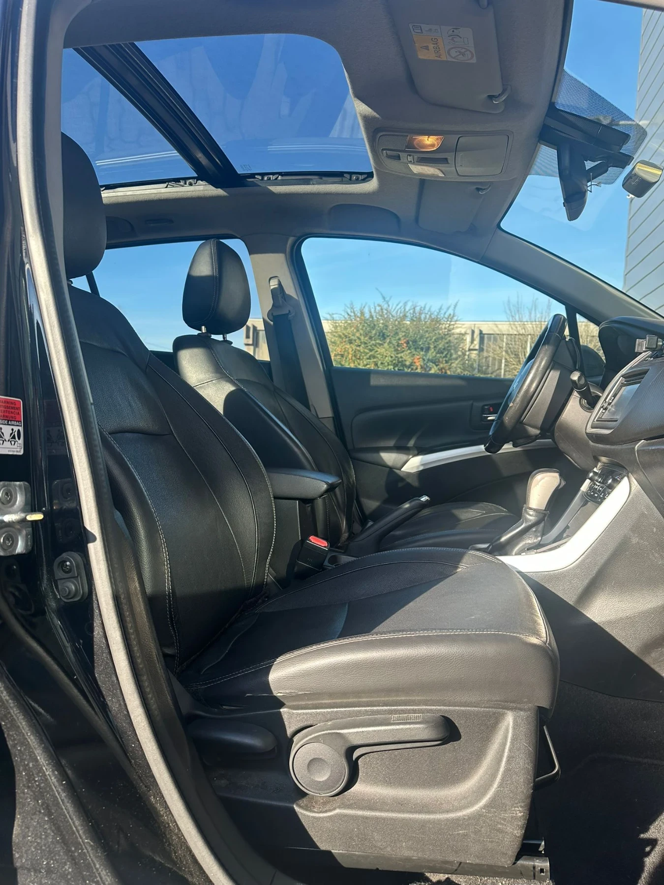 Suzuki SX4 S-Cross 1.6i 120k.c 4x4 UNIKAT ITALIA EURO 6B  - изображение 9