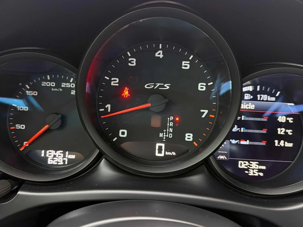 Porsche Macan * GTS * CARFAX * БЕЗ ПЪРВОНАЧАЛНА ВНОСКА - изображение 8