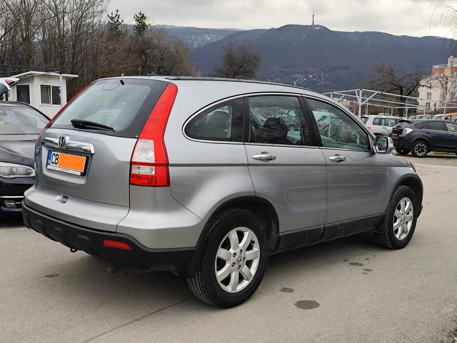 Honda Cr-v 2.2D* 4X4* XENON* Klimatronik* , снимка 4 - Автомобили и джипове - 53903784