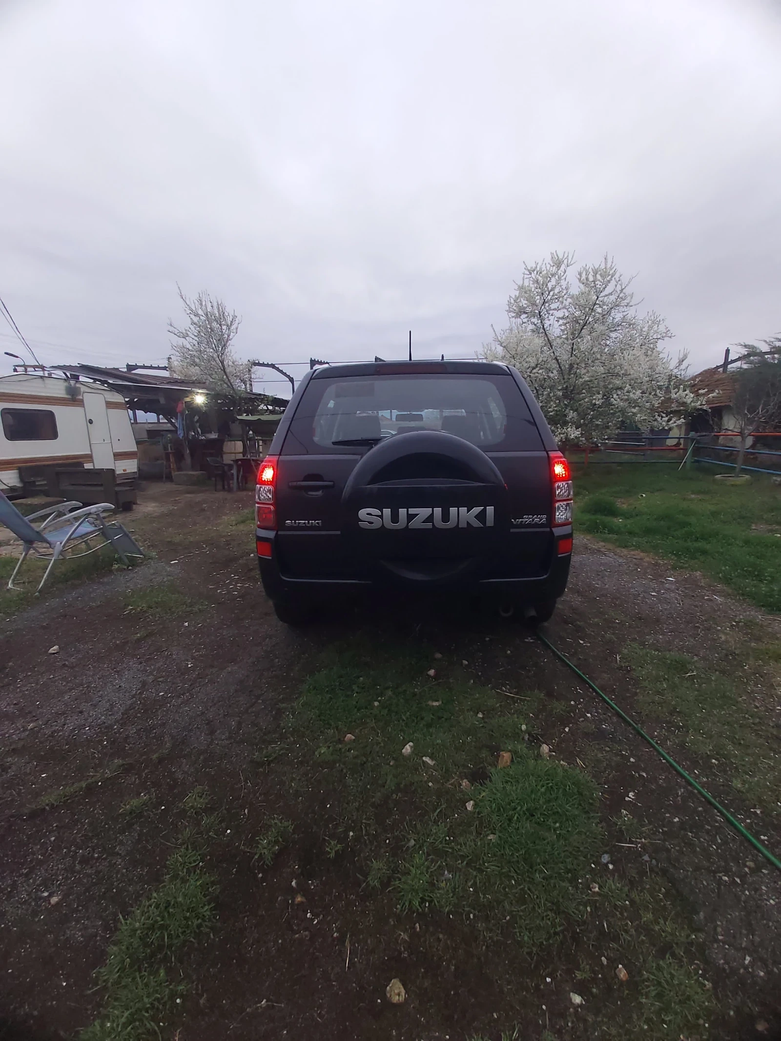 Suzuki Grand vitara 1.9, снимка 6 - Автомобили и джипове - 54032736
