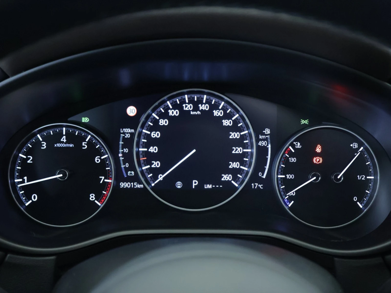 Mazda CX-30 2.0 SKYACTIV Luxury * PANORAMA* , снимка 11 - Автомобили и джипове - 54191801