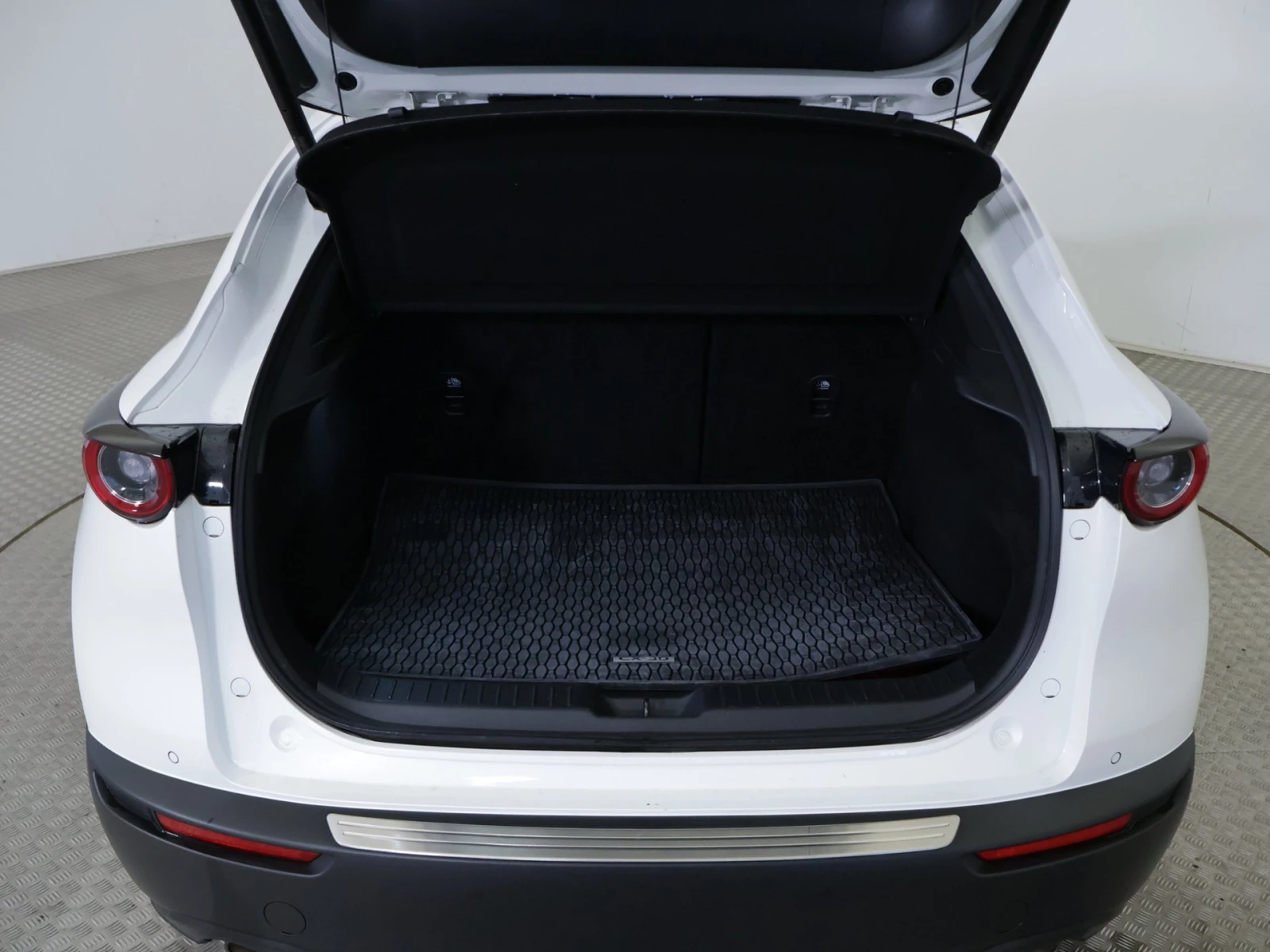 Mazda CX-30 2.0 SKYACTIV Luxury * PANORAMA* , снимка 6 - Автомобили и джипове - 54191801