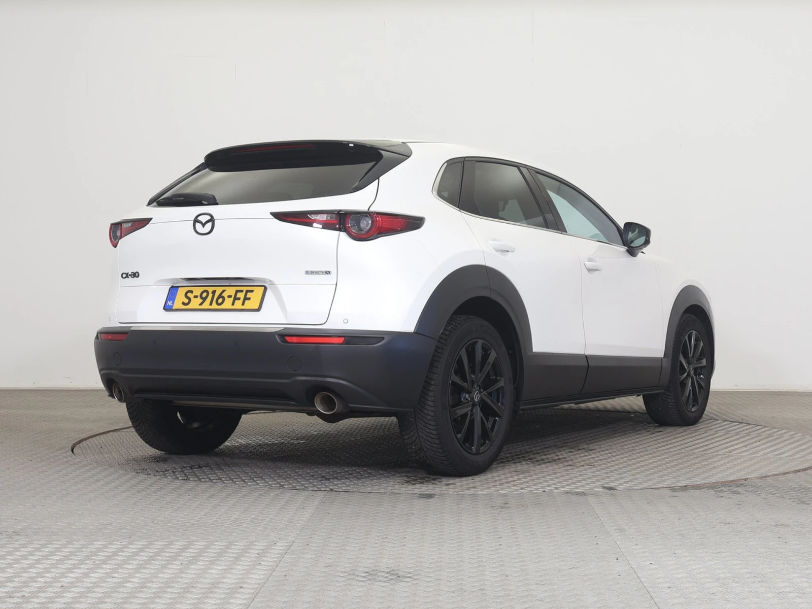 Mazda CX-30 2.0 SKYACTIV Luxury * PANORAMA* , снимка 3 - Автомобили и джипове - 54191801