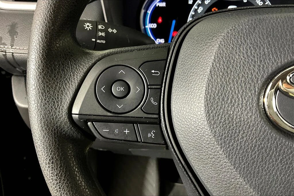 Toyota Rav4 LE AWD, снимка 11 - Автомобили и джипове - 54237110