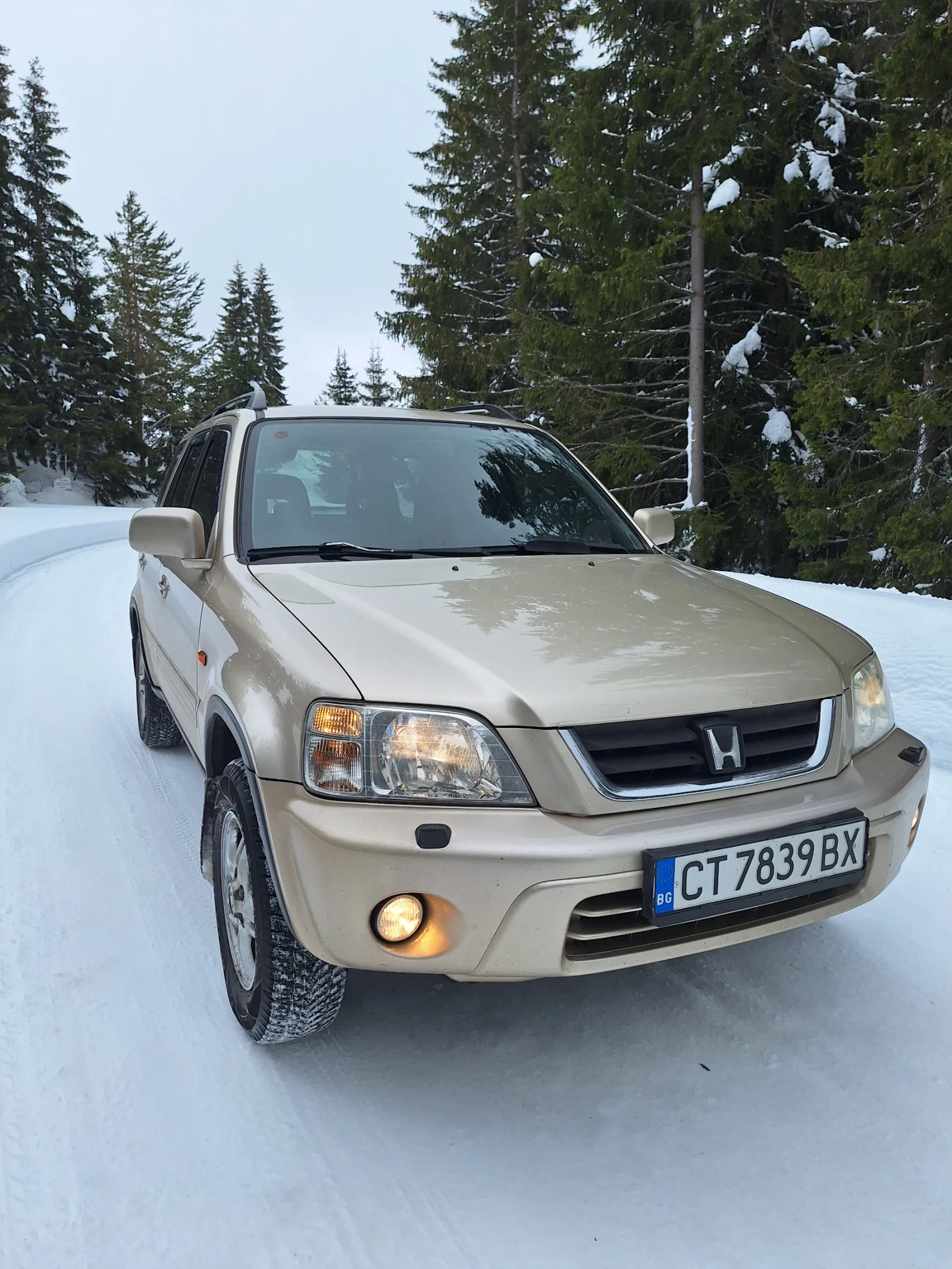 Honda Cr-v, снимка 2 - Автомобили и джипове - 54335642