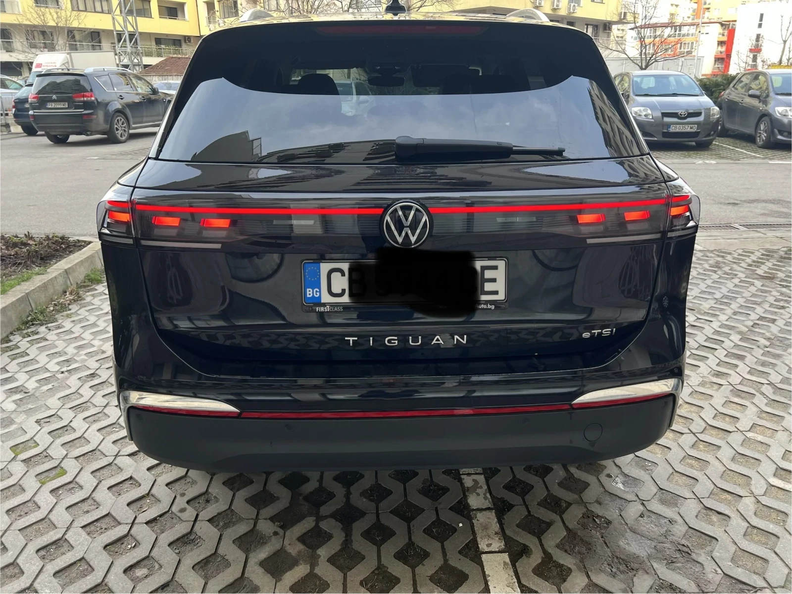 VW Tiguan 1.5 eTSI dynamic drive ctrl/ harmon cardon, снимка 3 - Автомобили и джипове - 54442730