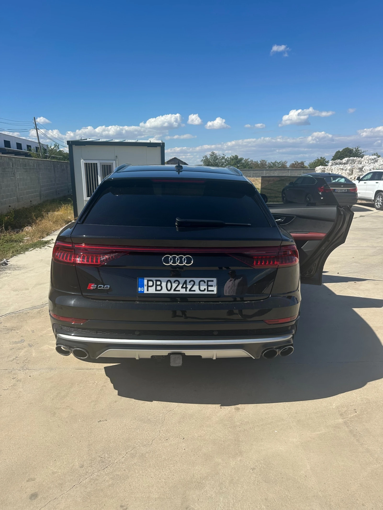 Audi SQ8, снимка 4 - Автомобили и джипове - 56210887