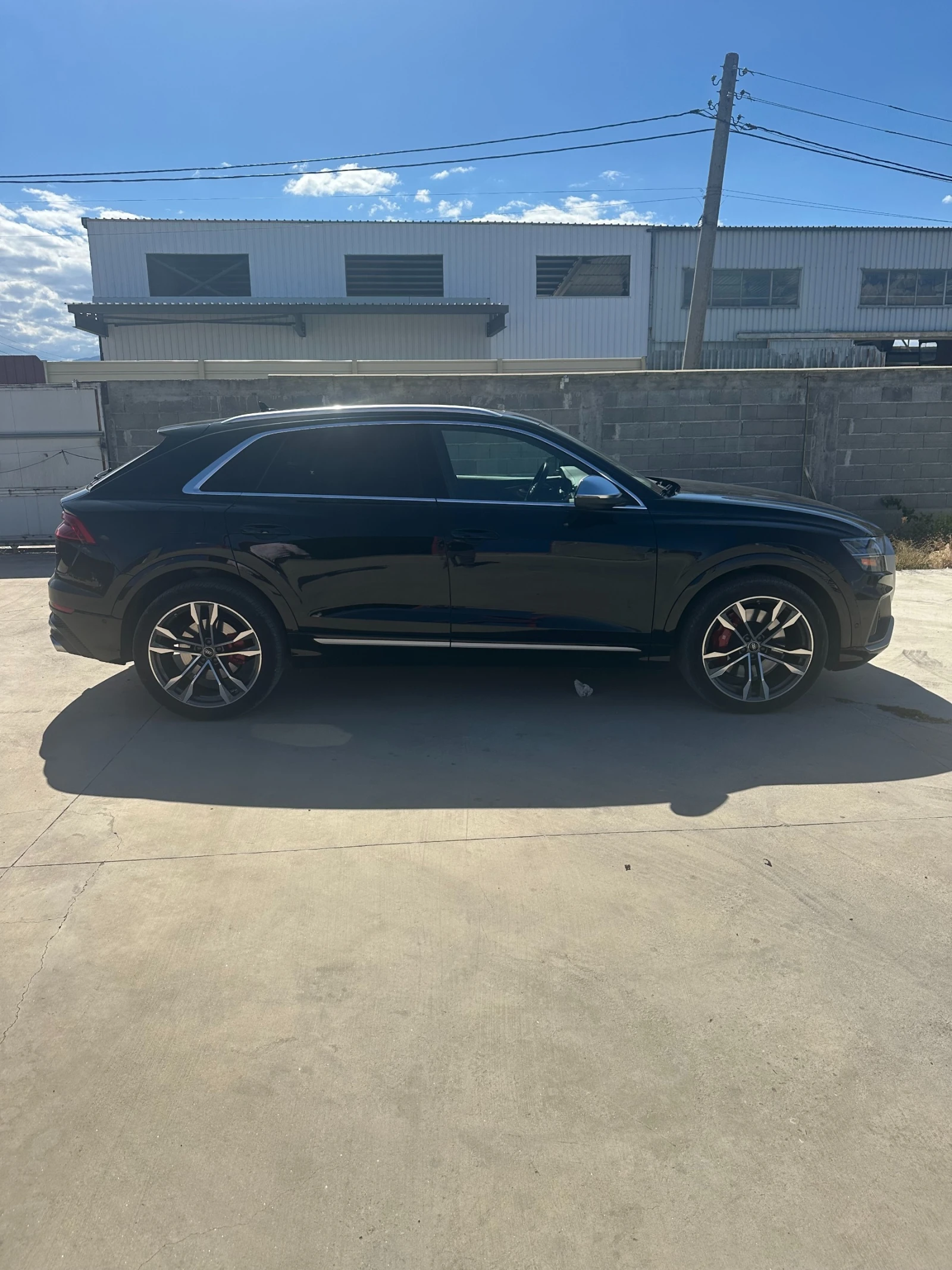 Audi SQ8, снимка 2 - Автомобили и джипове - 56210887