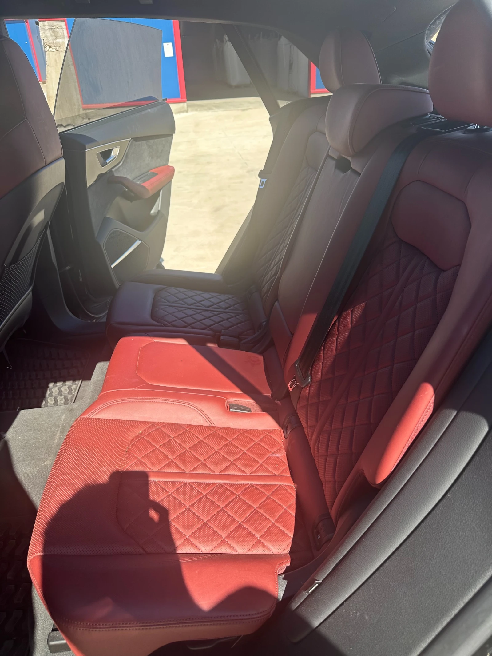 Audi SQ8, снимка 7 - Автомобили и джипове - 56210887