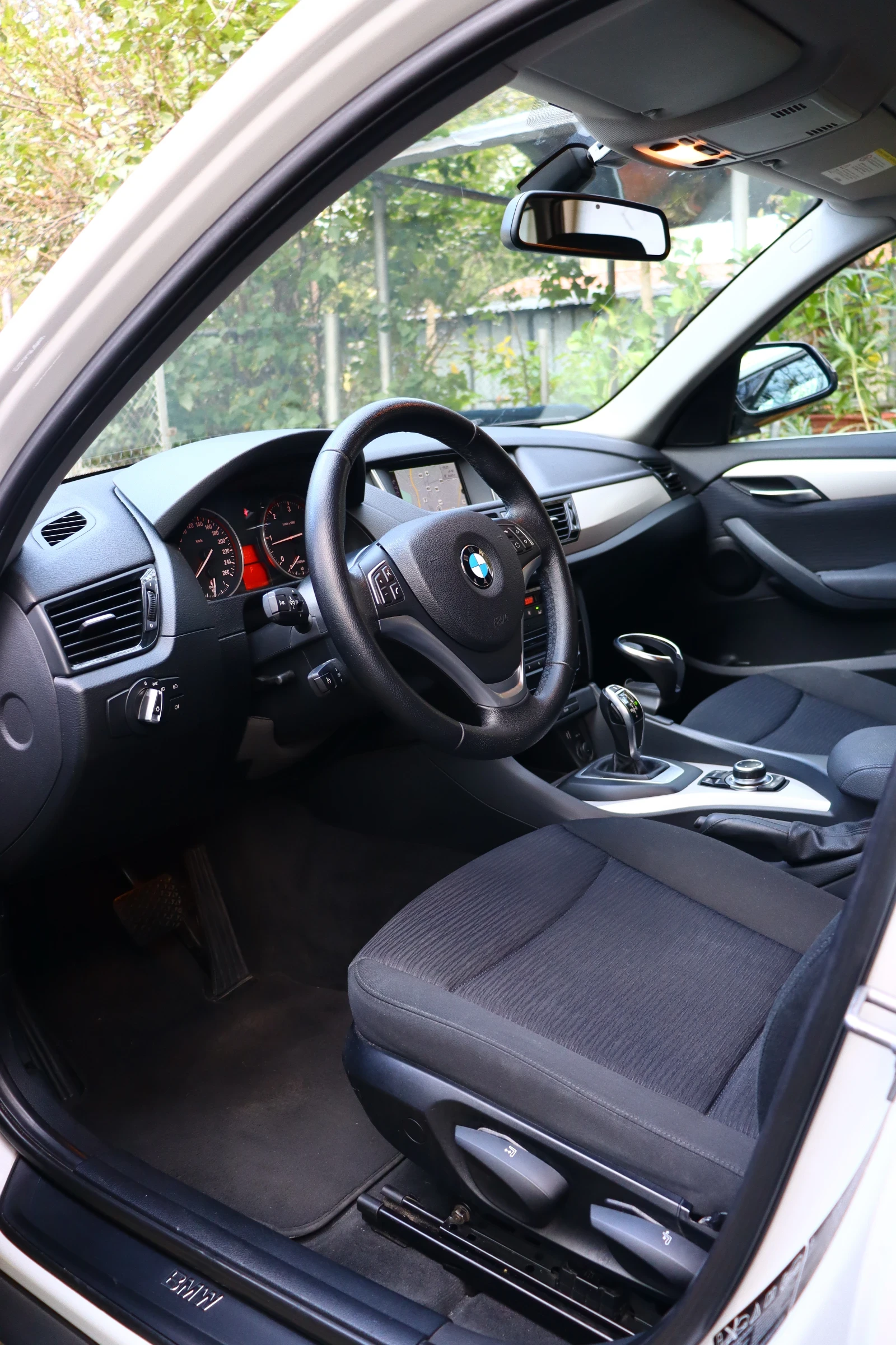 BMW X1 xDrive 1.8d FACELIFT 110 000 км, снимка 7 - Автомобили и джипове - 56722201