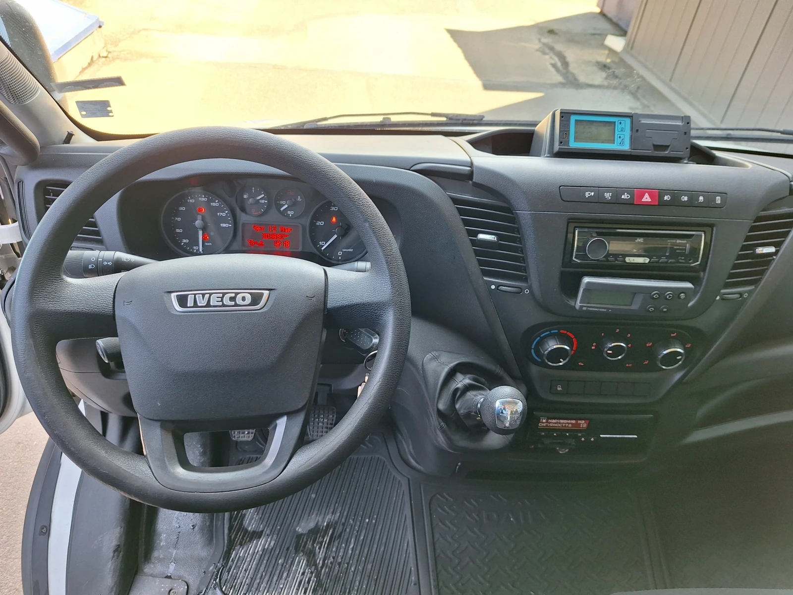 Iveco Daily 70C18, снимка 12 - Бусове и автобуси - 53861937