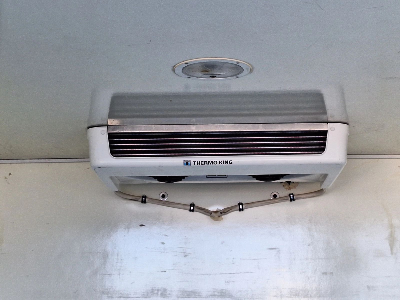 Iveco Daily 70C18, снимка 10 - Бусове и автобуси - 53861937