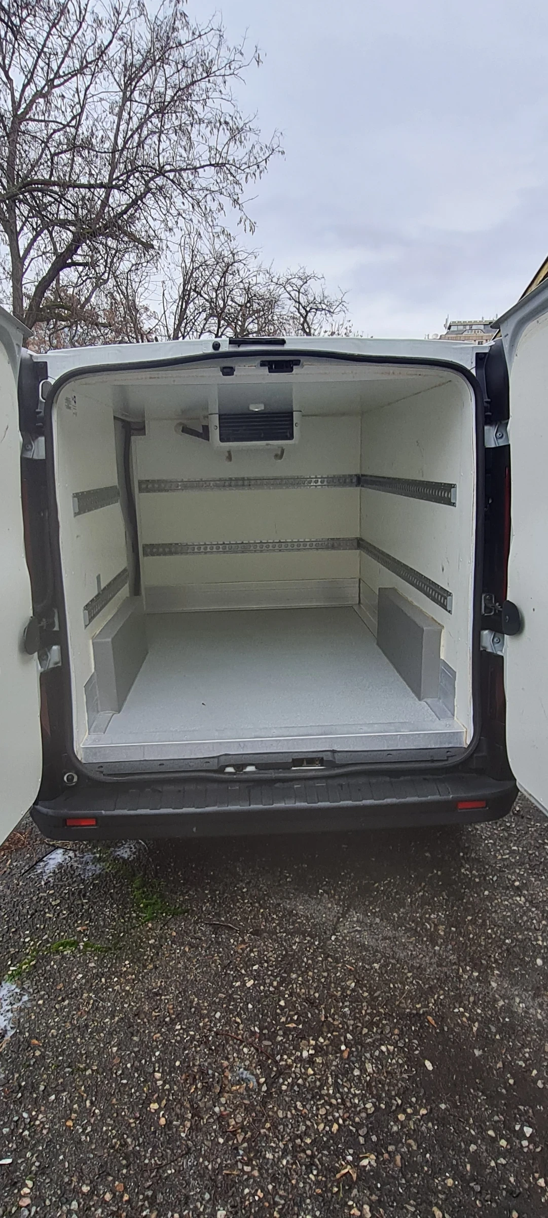 Renault Trafic 1.6 DCI ХЛАДИЛЕН , снимка 6 - Бусове и автобуси - 54422558