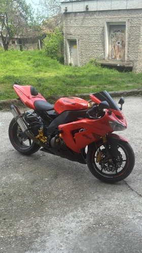 ������ Kawasaki Zxr