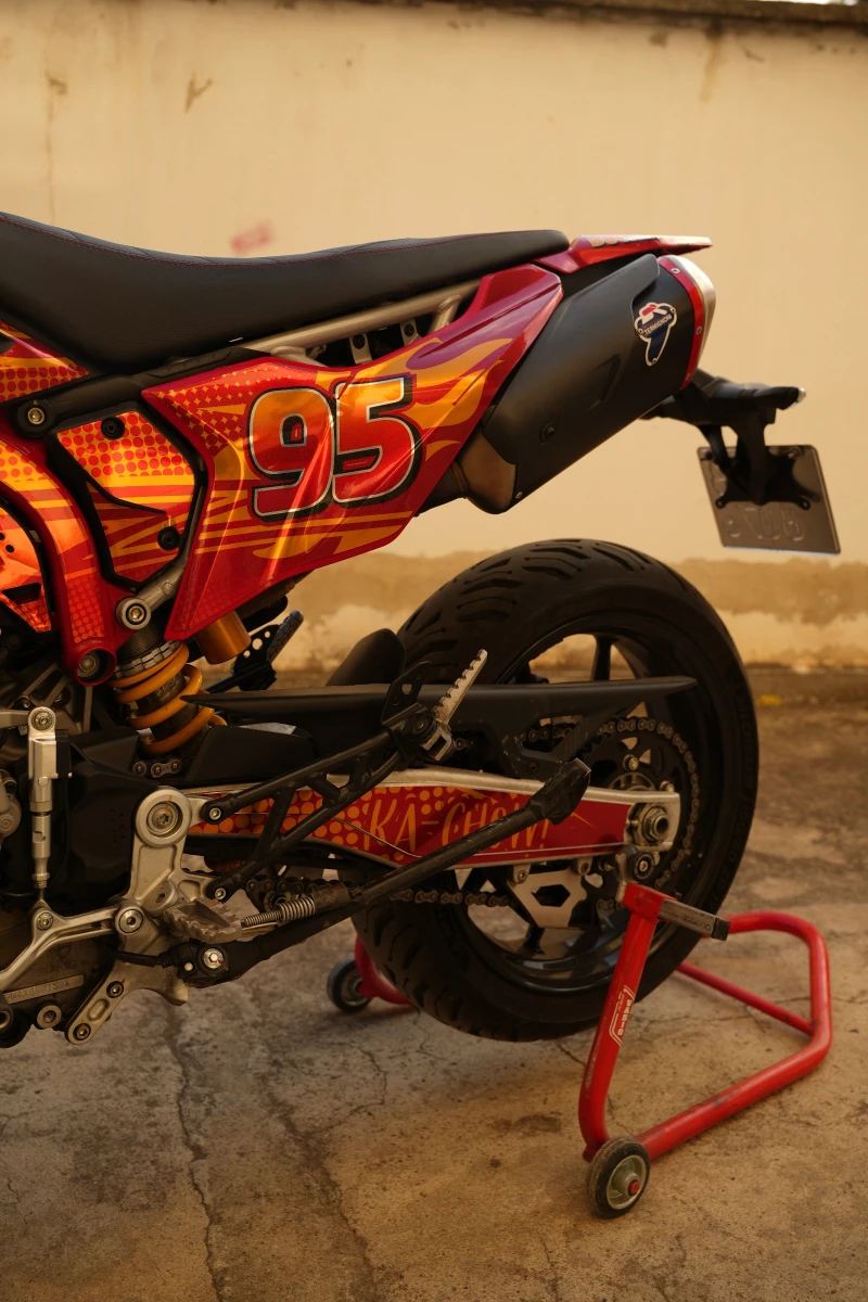 Ducati Hypermotard  698, снимка 3 - Мотоциклети и мототехника - 51729036