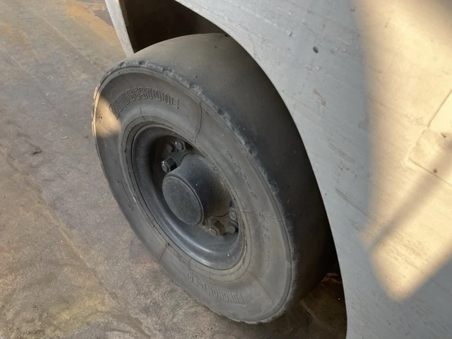  UniCarriers     | Mobile.bg   3