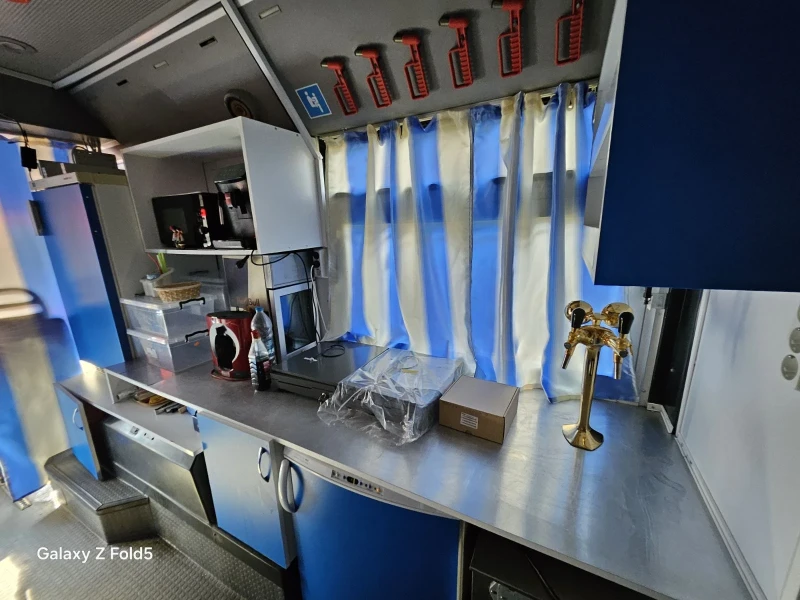 Кемпер Mercedes-Benz Ml, снимка 8 - Каравани и кемпери - 52364621