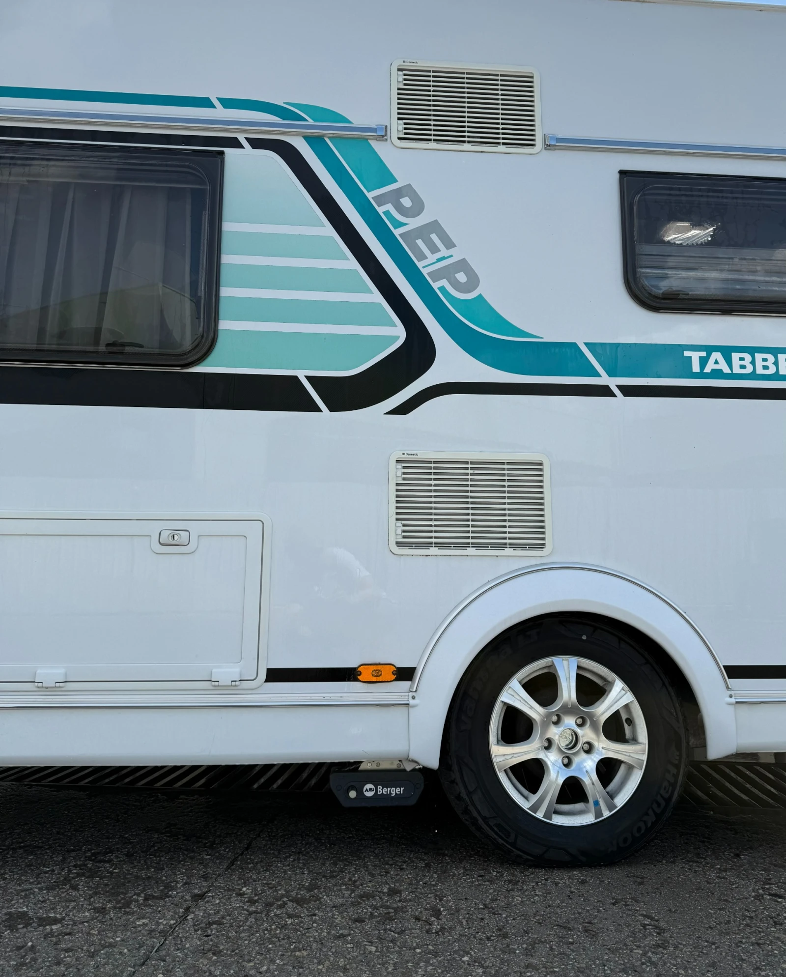 Каравана Tabbert PEP 490 климатик, мувър, снимка 8 - Каравани и кемпери - 53857196