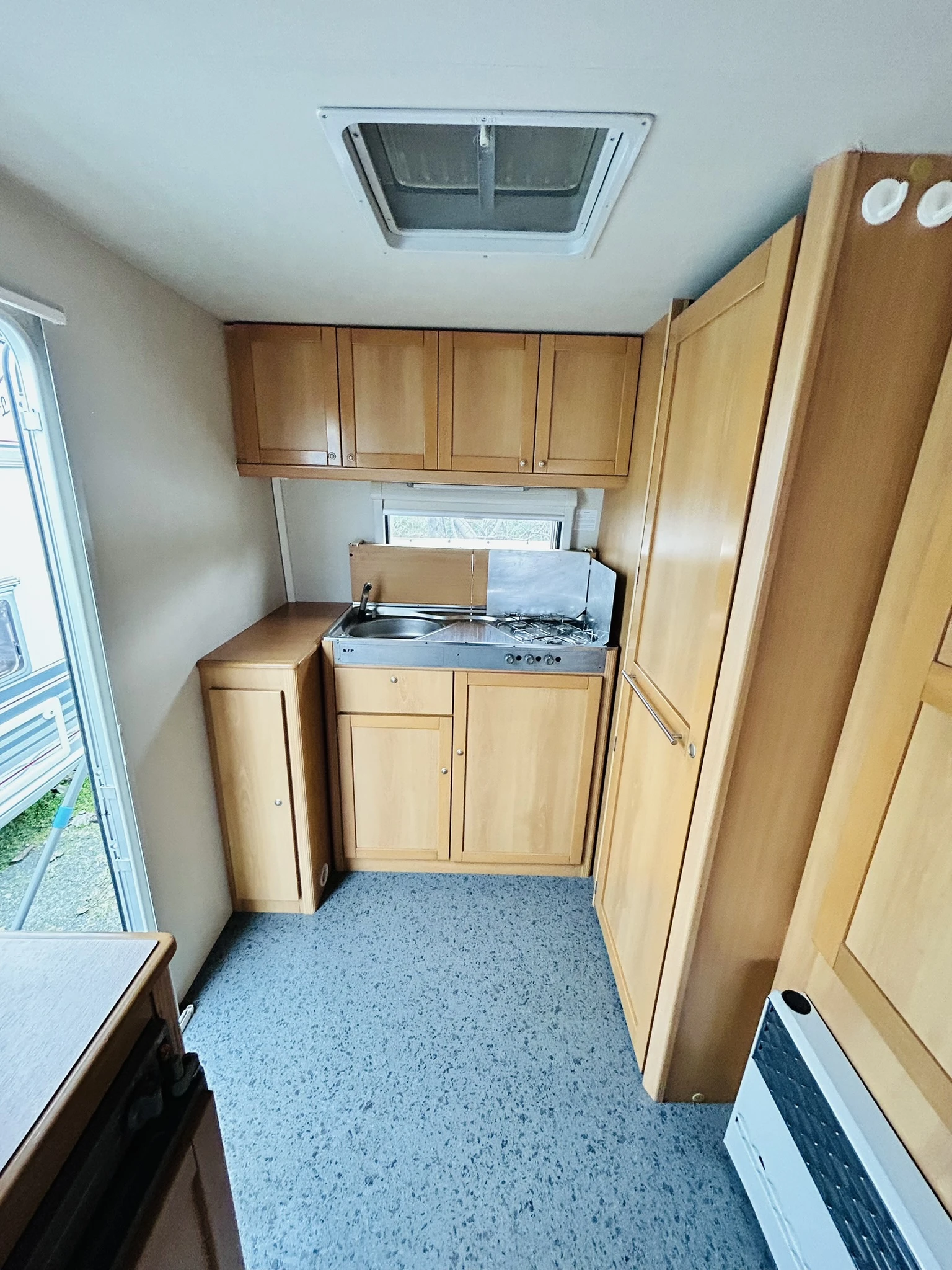 �������� KIP Grey Line 45 | Mobile.bg � ����������� 12