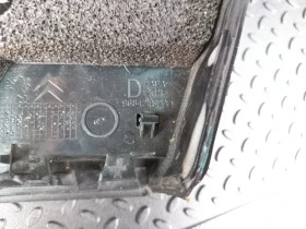 Триъгълна Облицовка десен страничен прозорец Пежо 3008, снимка 3