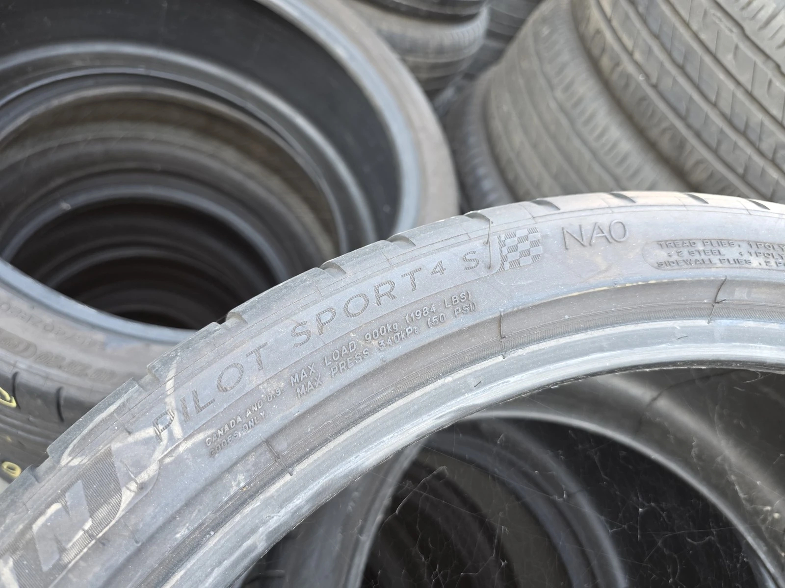 Гуми Летни 305/30R21, снимка 7 - Гуми и джанти - 56685876