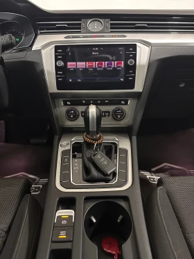 VW Passat AUTO^NAVI, снимка 10