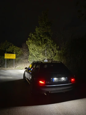 Audi A4 1.8t quattro, снимка 2